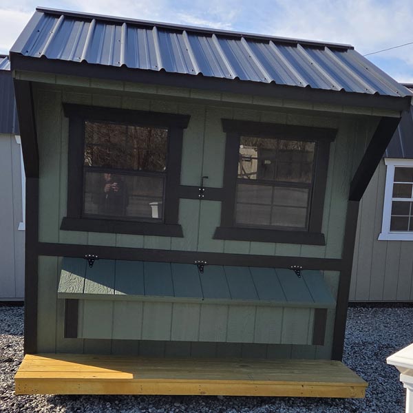 6×8 Chicken Coop (green) 6x8 Chicken Coop (green)